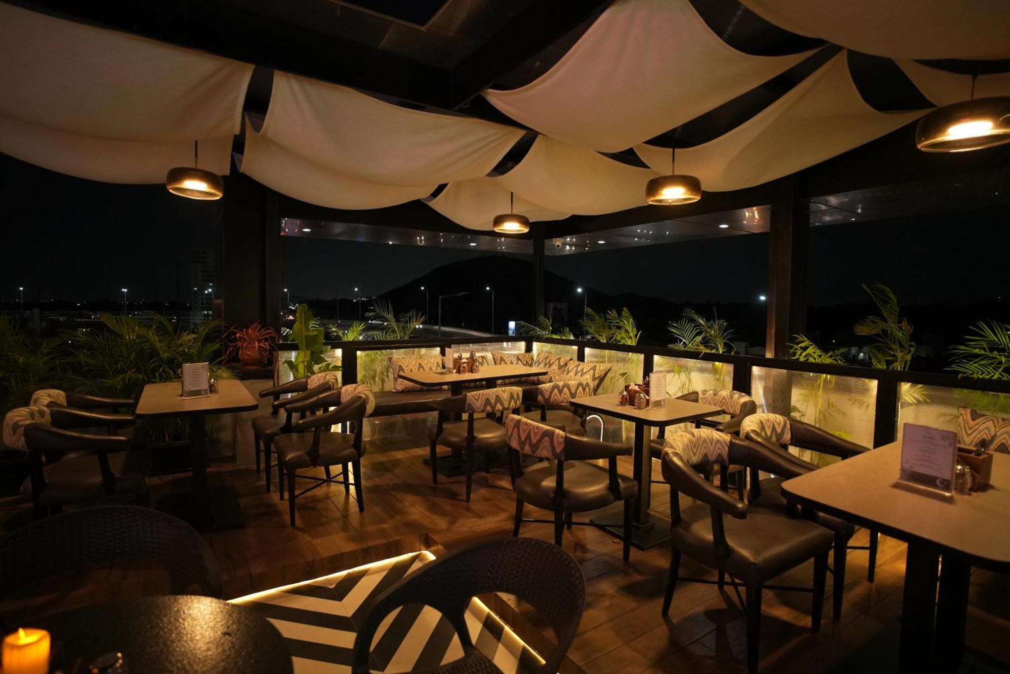 Hotel Srr Grand 钦奈 外观 照片